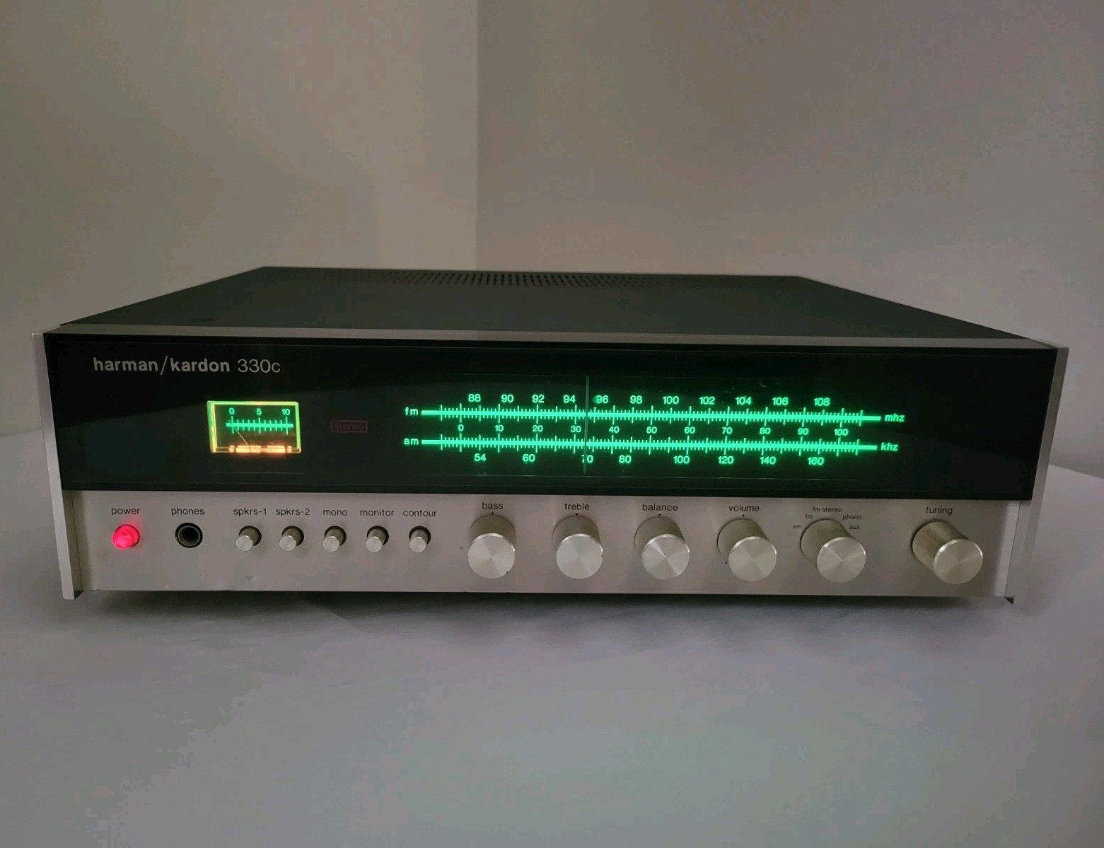 Harman Kardon 330c Vintage AM/FM Stereo Receiver - Working