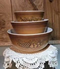 PYREX Old Orchard Mixing Bowl Set of 3 Brown 401 402 403 Excellent Condition