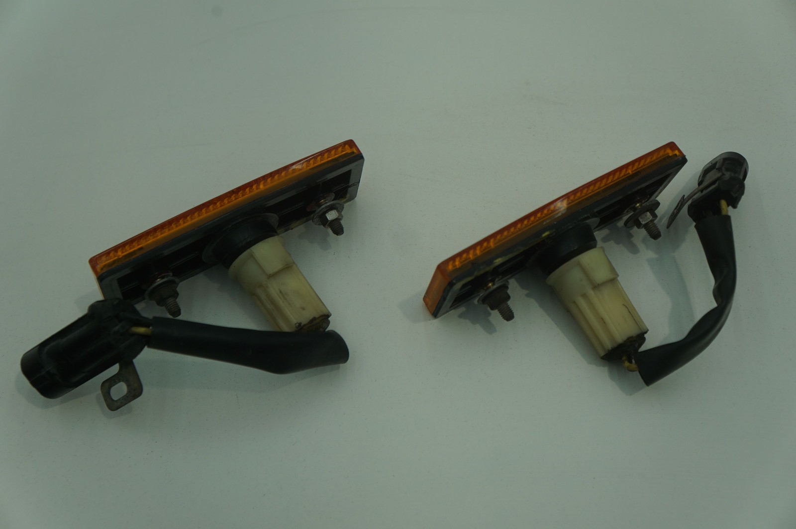 Set 2 Front Left Right Side Marker Reflector OEM 147563 Ferrari 360 2001