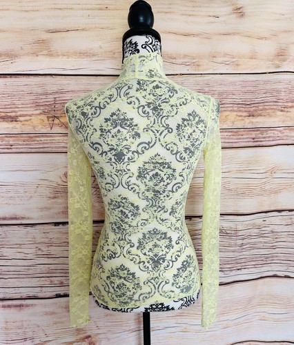 Top Out From Under Urban Outfitters verde lime luna pizzo trasparente finto collo taglia XS - Foto 9 di 19
