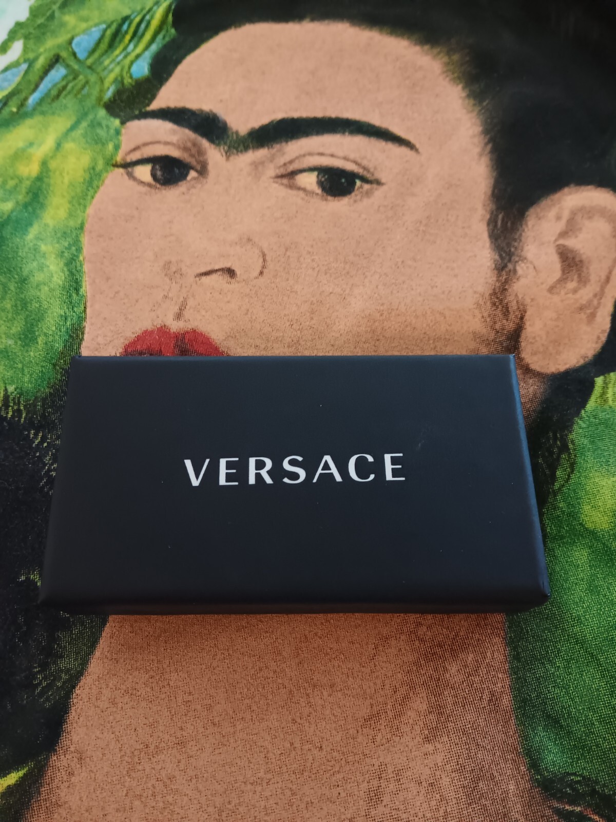 Versace CRYSTAL ENCRUSTED LIGHTER CASE NEW W BOX