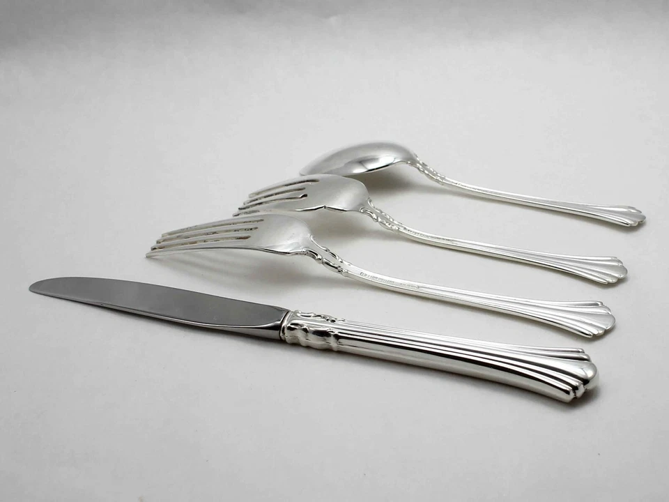 Ajuste de 4 piezas Reed & Barton siglo XVIII - sin monograma Foto 2 de 3