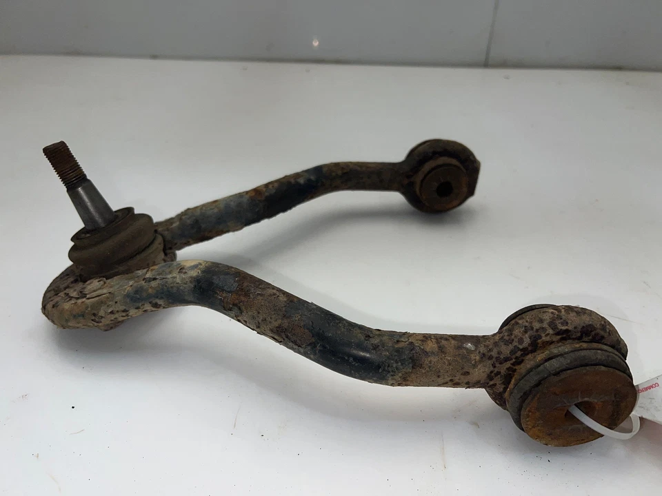 1988 - 1998 Chevy C1500 4x4 Front Upper Control Arm LH Driver Side OEM 12388431 - Image 2 of 4