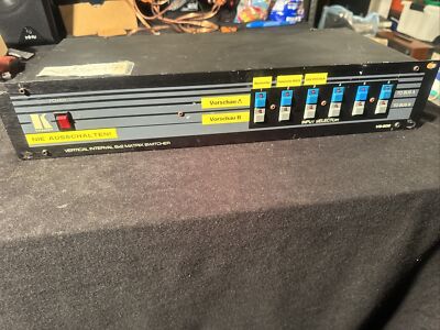 Kramer VS-602 vertical interval 6x2 matrix switcher