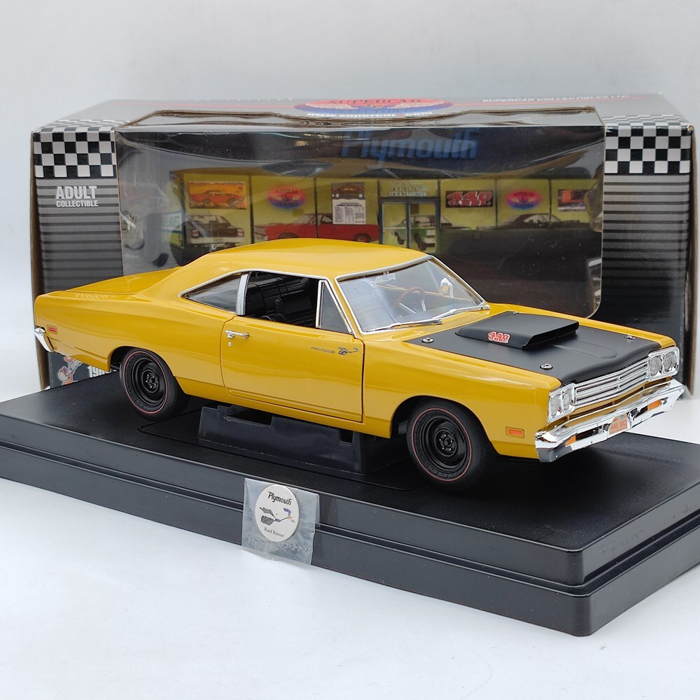 1969 PLYMOUTH John forces 1:18 ミニカー 1969 Plymouth ROAD