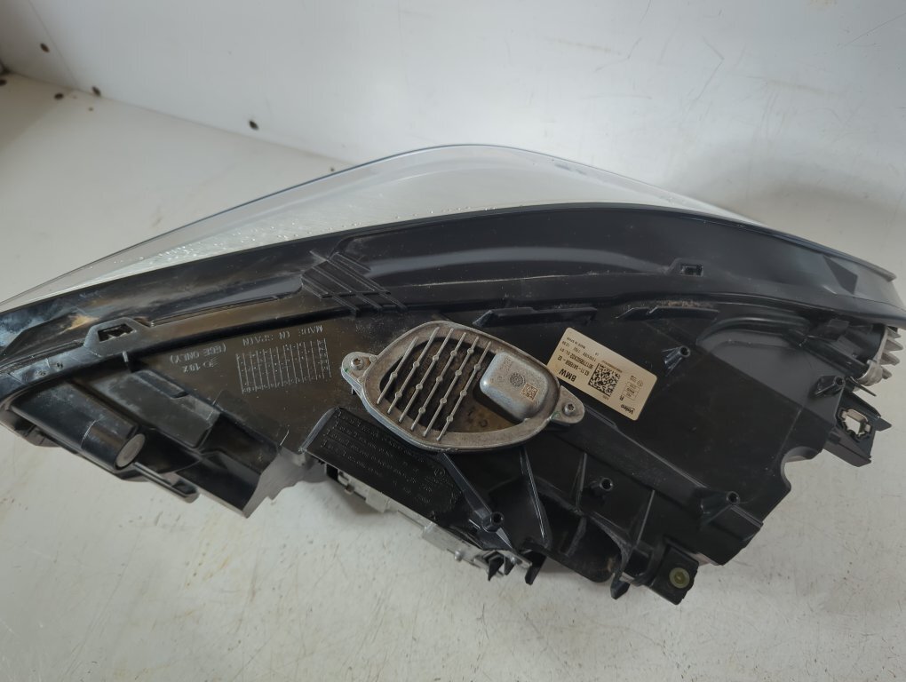 Bmw 118i F40 1 Series 5 Door 2020-2023 Headlight/headlamp driver 