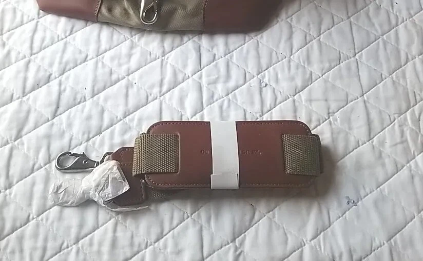 Cutter & Buck Canvas & Leather Weekender Duffel Bag. NEW WITHOUT TAGS  - Image 4 of 4