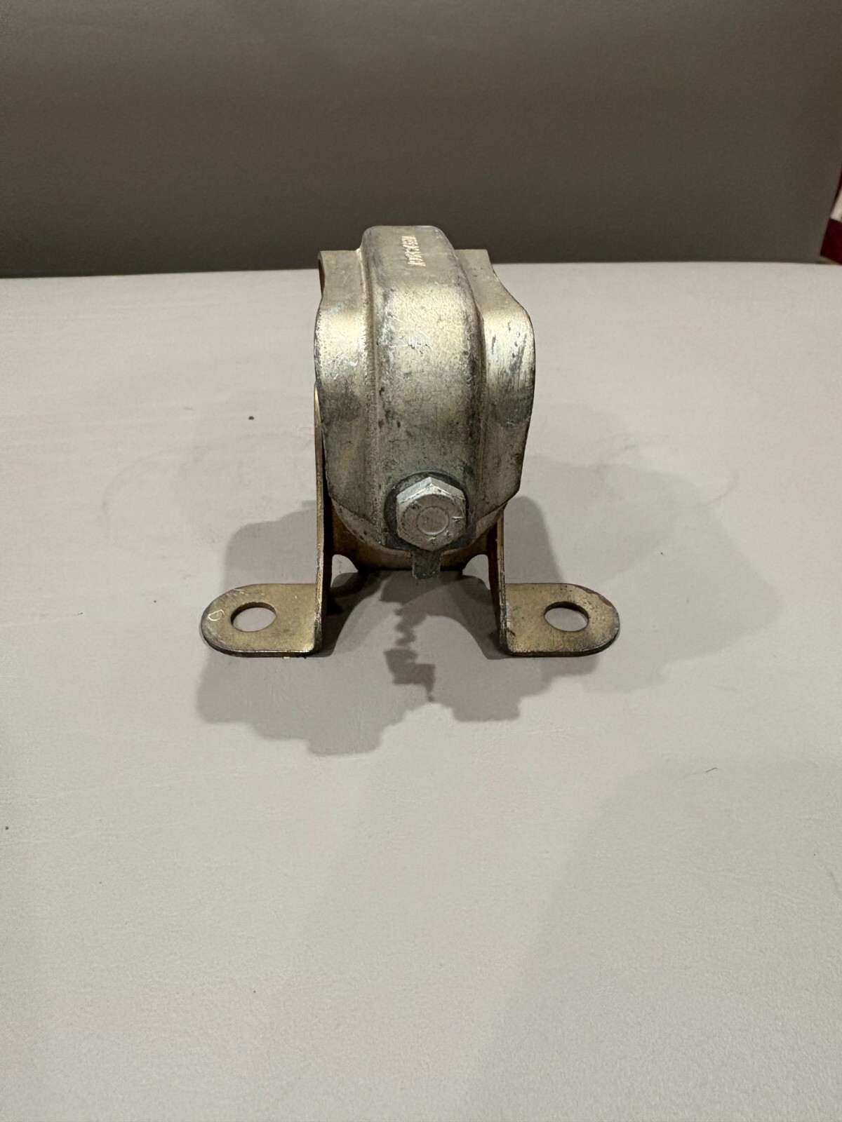 ROLLS-ROYCE SC III OR BENTLEY S3 EXHAUST HANGER