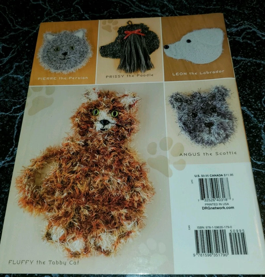 U7 ANNIE'S ATTIC 2007, RAINING CATS & DOGS - 11 CROCHETED WALL HANGINGS - Image 2 of 2