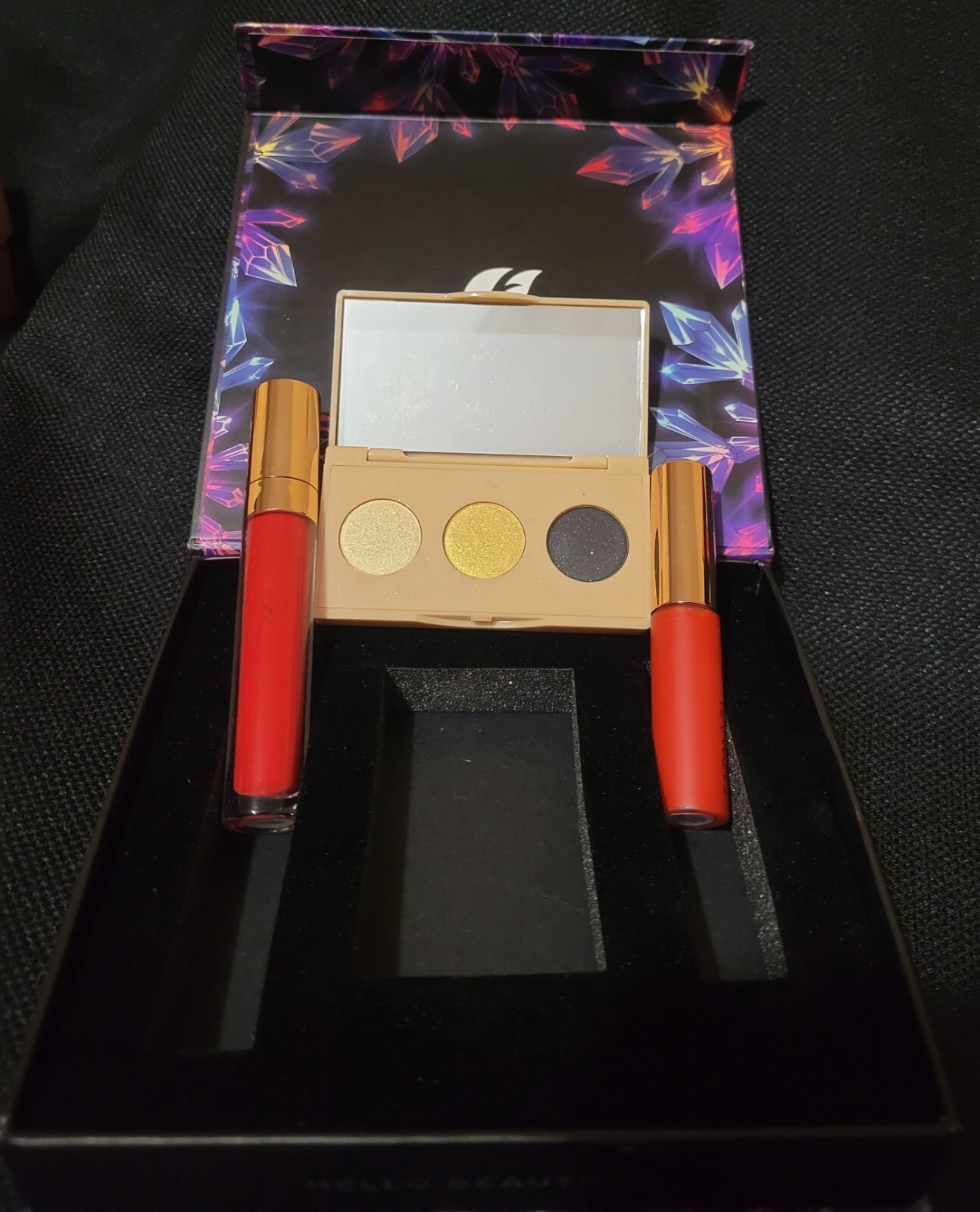 Farmasi Glow Beauty Box. Lip & Cheek Tint, Matte Liquid Lipstic, Trio