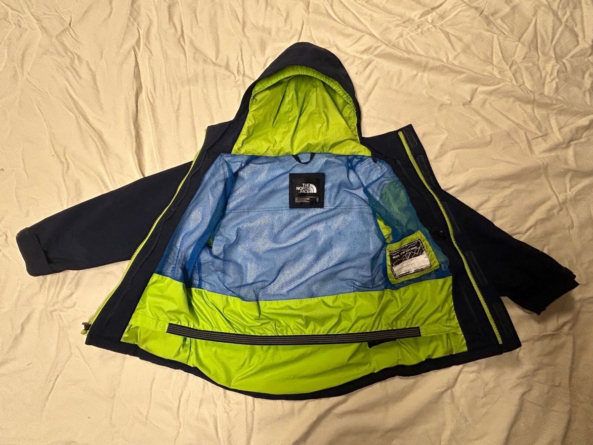 The North Face boys XS jacket navy blue & neon green hooded The North Face boys XS jacket navy blue & neon green hooded