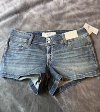 Hollister Low Rise Shortie Shorts Size 14 Tight Fit Flap Back Pockets NEW