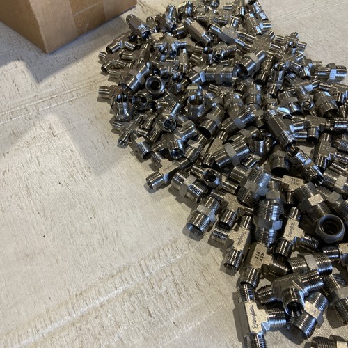 142+ Swagelok Fittings 3/8” Most Are New. No Nuts No Ferrules Free Shipping - Bild 3 von 5