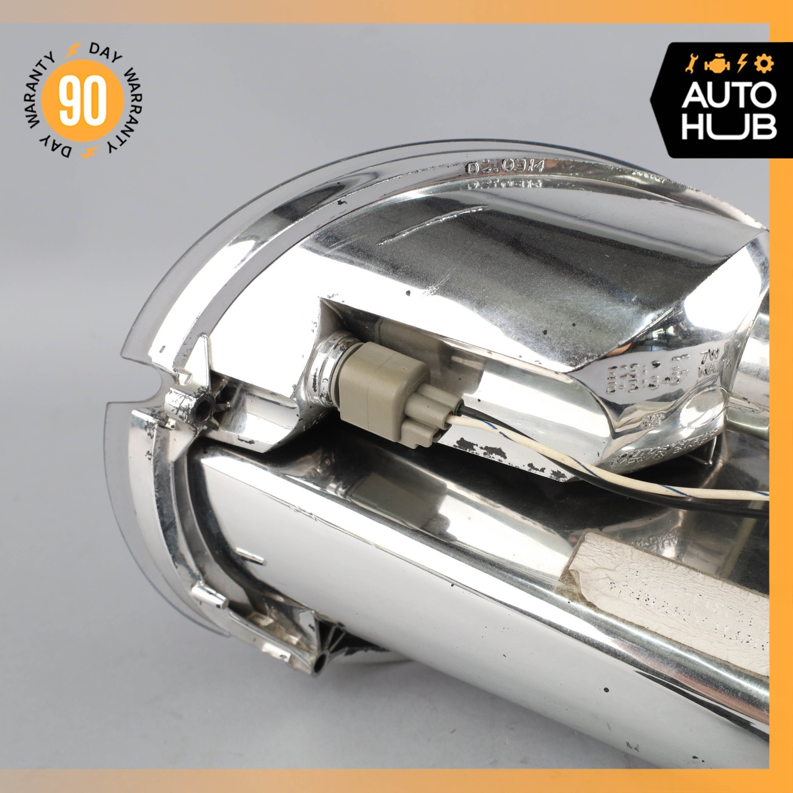 00-06 Aston Martin DB7 Vantage / Vanquish Right Fog Light Lamp 37122813AA OEM
