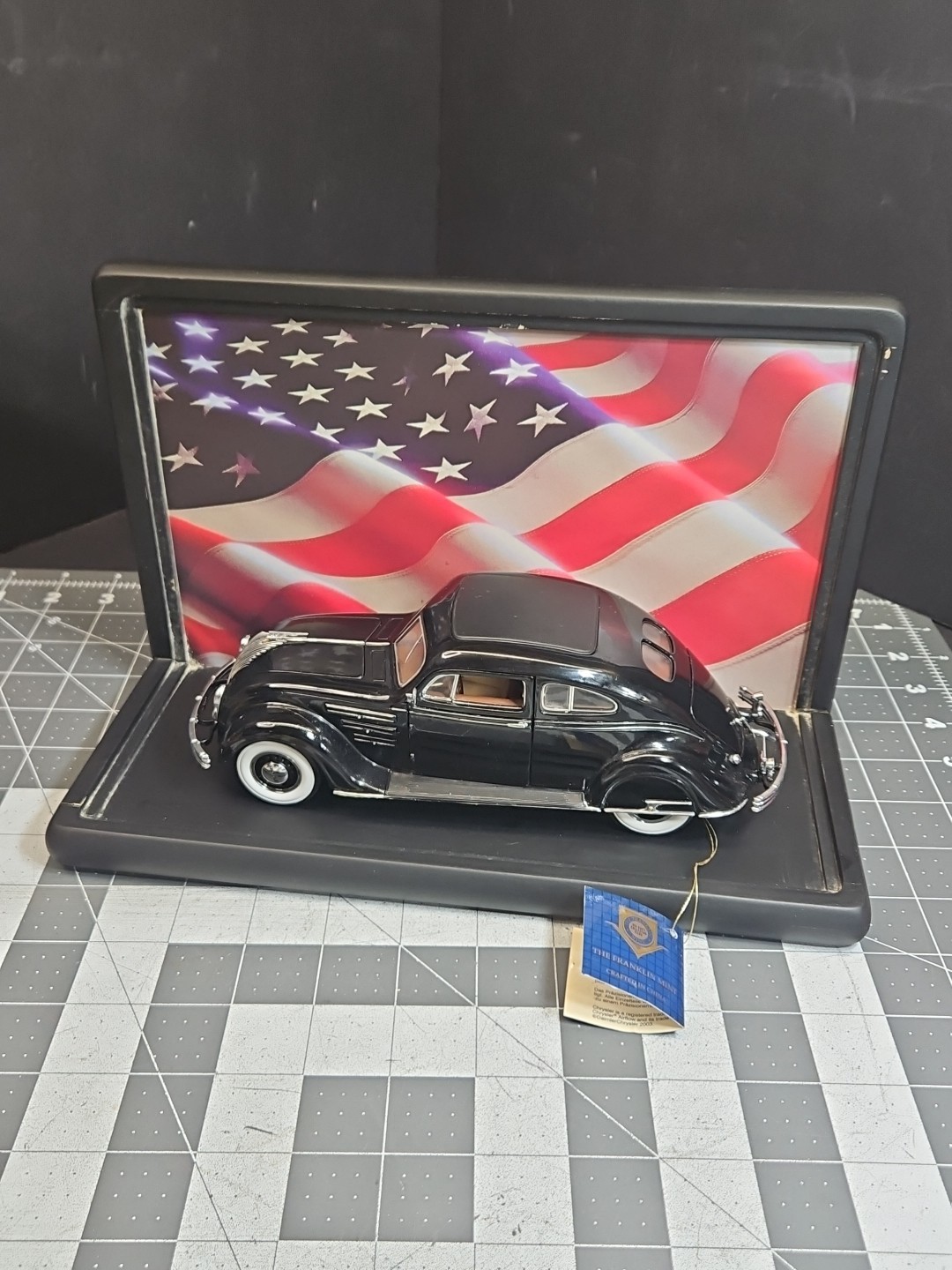 Franklin Mint 1934 Chrysler Airflow 2003 Special Limited Edition Car W/ Case