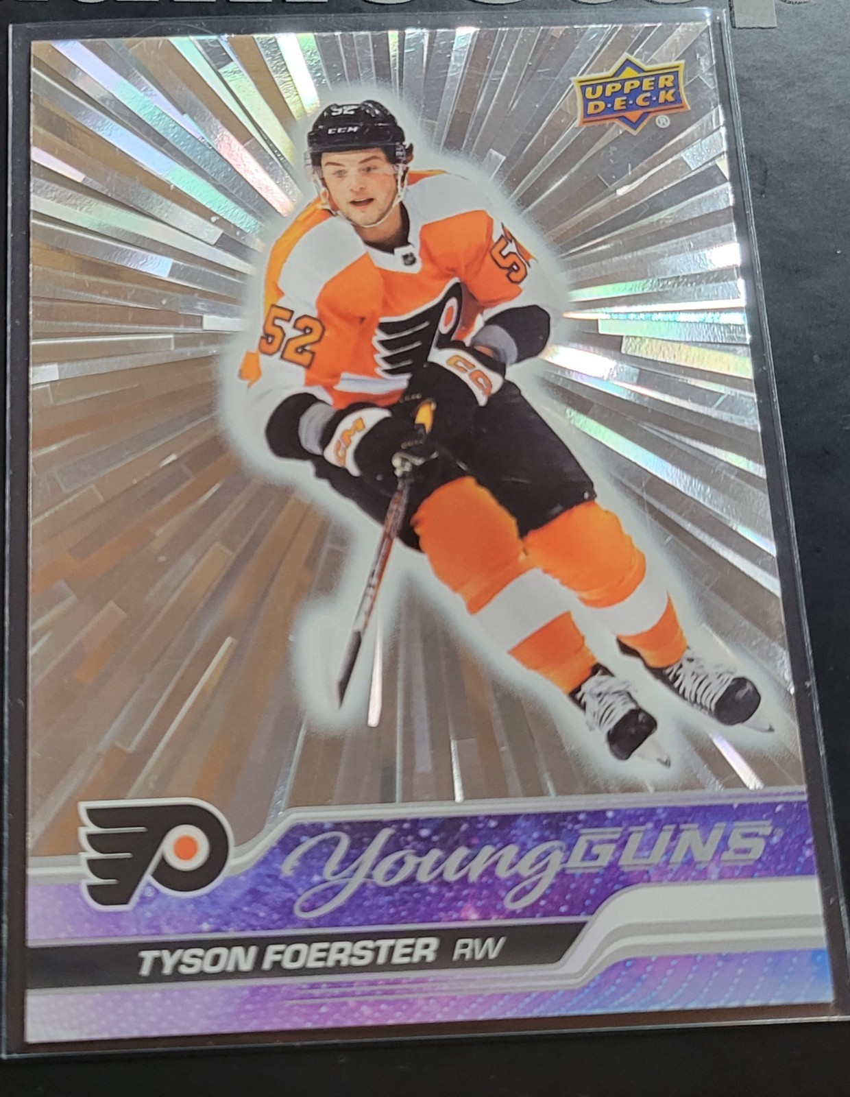 2023-24 Upper Deck Series 1 - Young Guns Tyson Foerster #225 Outburst Silver...