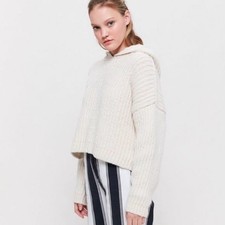 Urban Outfitters Harlow Ribbed Sweater M Medium Ivory Knit Hooded Soft