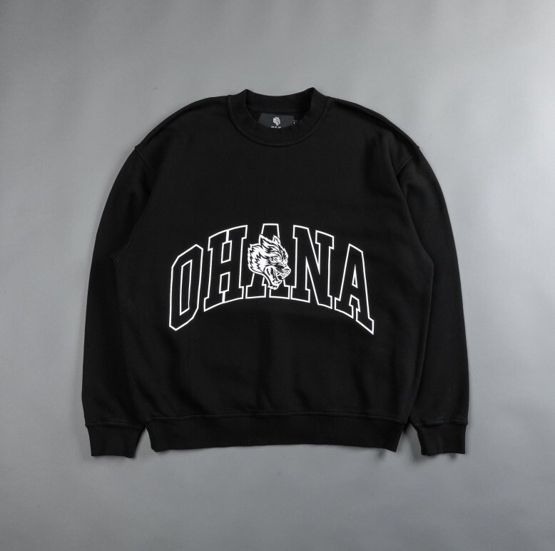 ダルクスポーツ　Alpha Wolf London Crewneck Wolves Forever London Unisex Crewneck in Wolf Gray – DarcSport