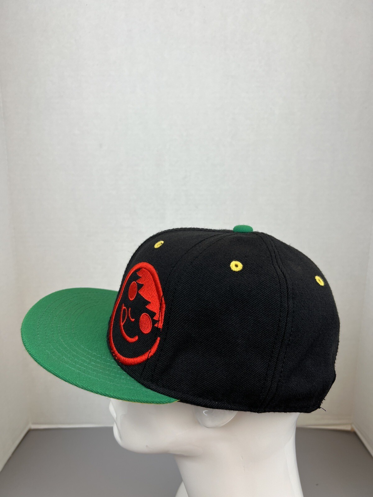 NEFF Hat Snapback Cap Adjustable Strap Black Embr… - image 3