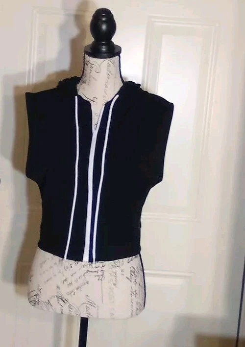 Papaya Hoodie Sportswear Junior Girl's Size L Color Black Sleeveless - Image 2 of 4