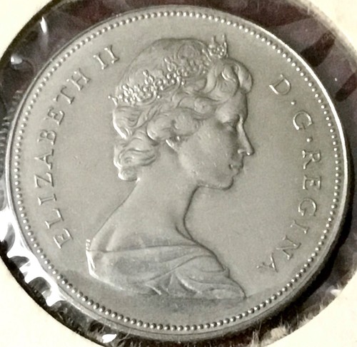 1974 Canada 50 Cents Coin of Queen Elizabeth II, Coat of Arms KM #75 UNC - Picture 2 of 2