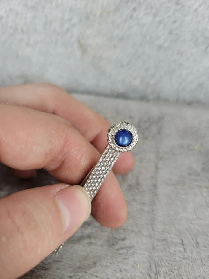 De Colección Swank Tono Plata Malla Clip Barra Azul Cabujón Centro Retro Joyería para Hombres Foto 3 de 4