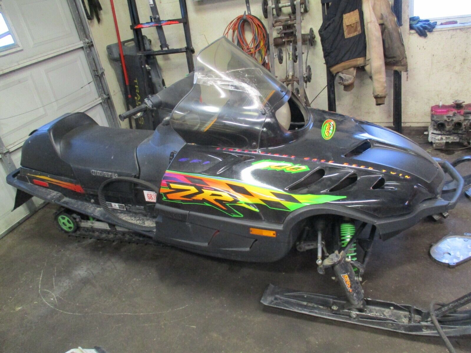 Picture 4 of 5