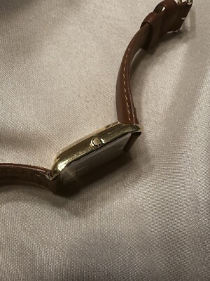 POCAHONTAS, Disney Store GOLD‎ EMBOSSED ULTRA RARE UNISEX CHARACTER WATCH POCAHONTAS, Disney Store  main image 4
