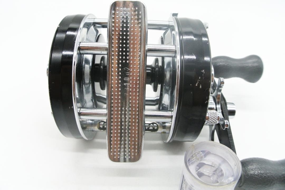 ABU Ambassadeur 5000C “Big A” Baitcasting Reel – Tested