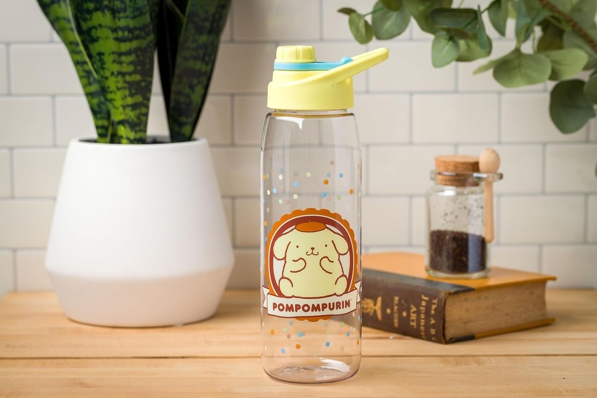 Sanrio Hello Kitty and Friends Pompompurin Dots Water Bottle with