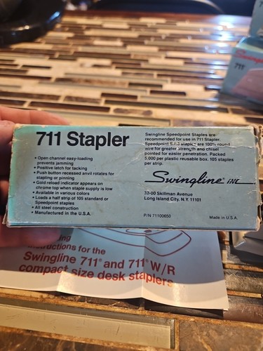 Vintage Swingline 711 Stapler - Beige *New Old Stock* - Picture 12 of 12