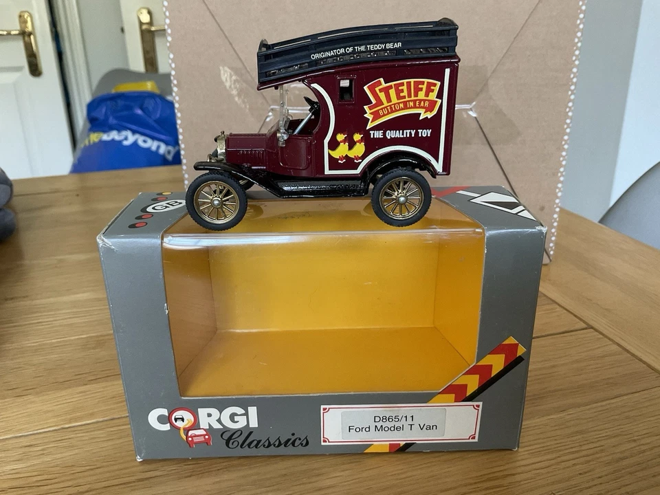 Corgi Diecast D865/11 - Ford Model T Van - Steiff - Image 2 of 4