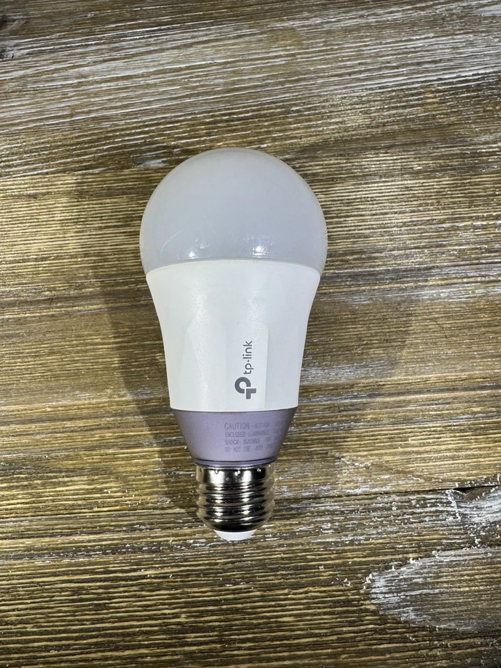TP-Link Kasa Smart Wi-Fi LED Bulb Color Changing A19 KL135 - Image 2 of 3