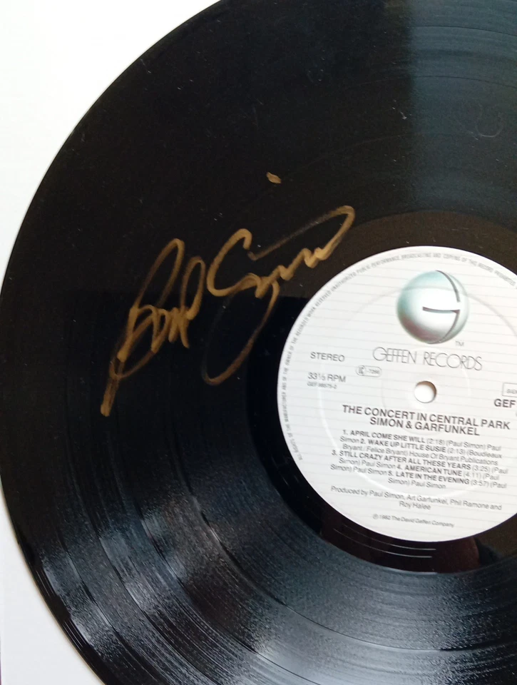 PAUL SIMON ART GARFUNKEL Genuine signed  VINYL Album  CONCERT  IN CENTRAL PARK  - Image 2 of 4