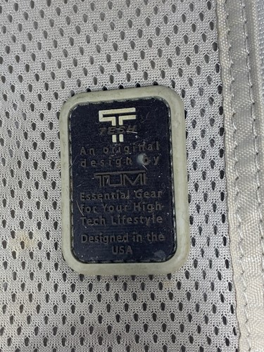 Tumi T-Tech Brown Toiletry Bag Cosmetic Bag Zipper Closure 5690SPC (F3) - Picture 10 of 13