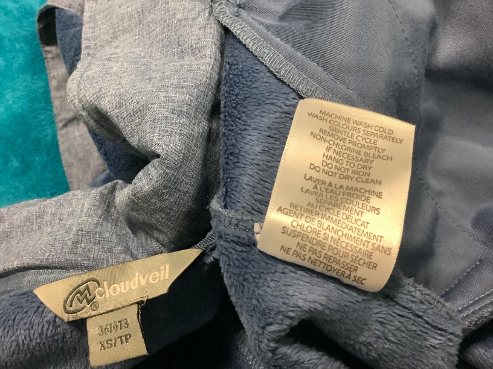 CLOUDVEIL Soft Shell Light Coat Zip Up Hooded Bel… - image 12