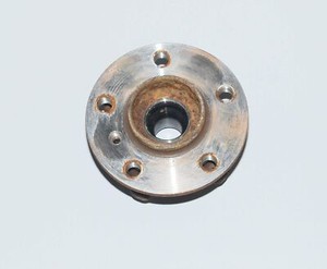 BMW I01 i3 Hybrid 60Ah Radnabe mit Lager Wheel hub with bearing 6867926