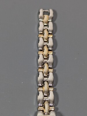 Rumours White Dial Round Silver Tone Case Bracelet Band  display picture 2