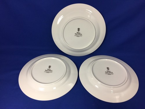 MACY'S Royal Gallery ALL THE DAYS OF CHRISTMAS 8" SALAD PLATES Set of 3 - Picture 9 of 12