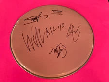 ALICE IN CHAINS x4 ENTIRE BAND SIGNED AUTOGRAPHED DRUMHEAD