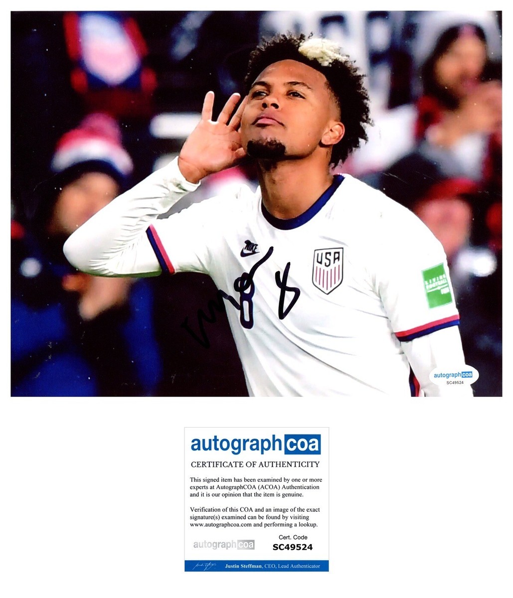 Weston McKennie Signed Team USA Soccer 8x10 Photo ACOA USMNT Autograph