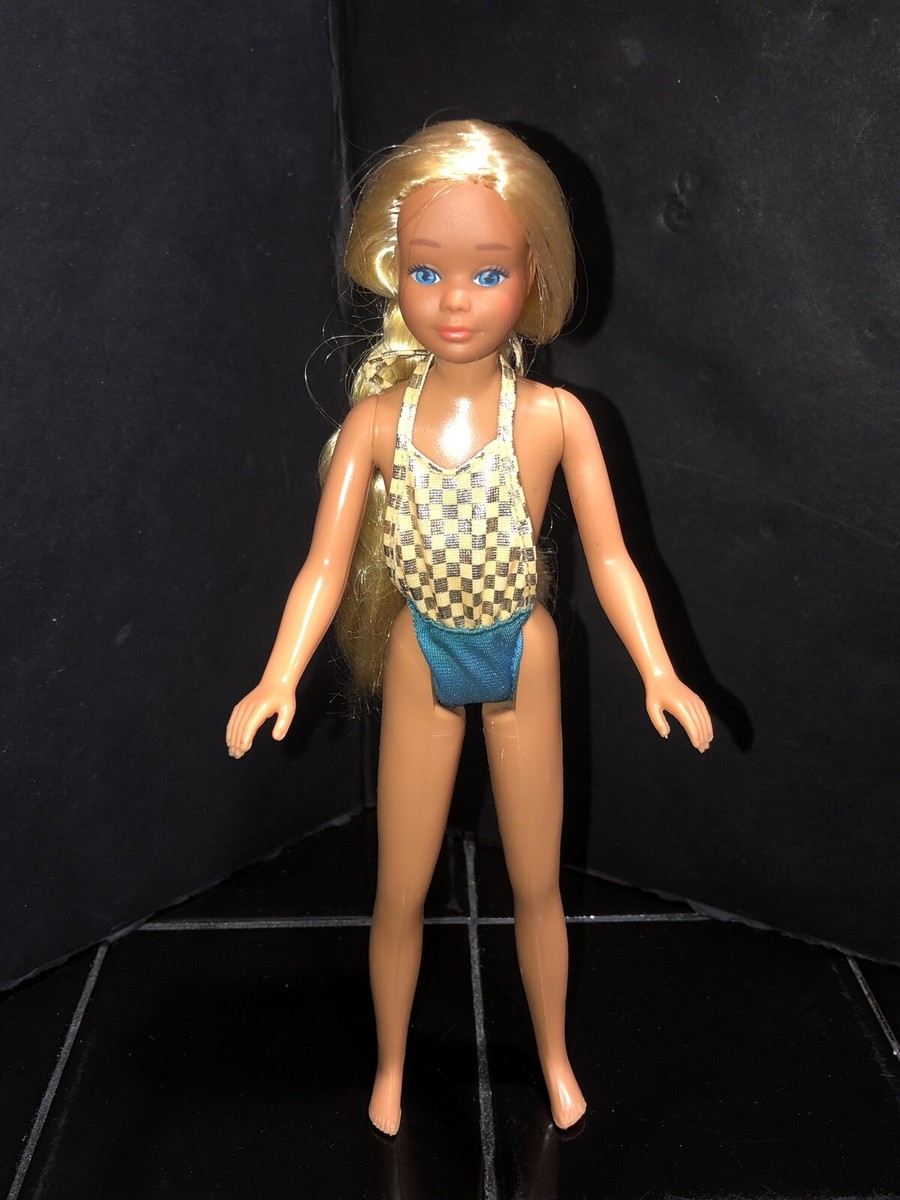 Vintage Sun Tan Barbie Malibu Skipper In bathing suit 1967