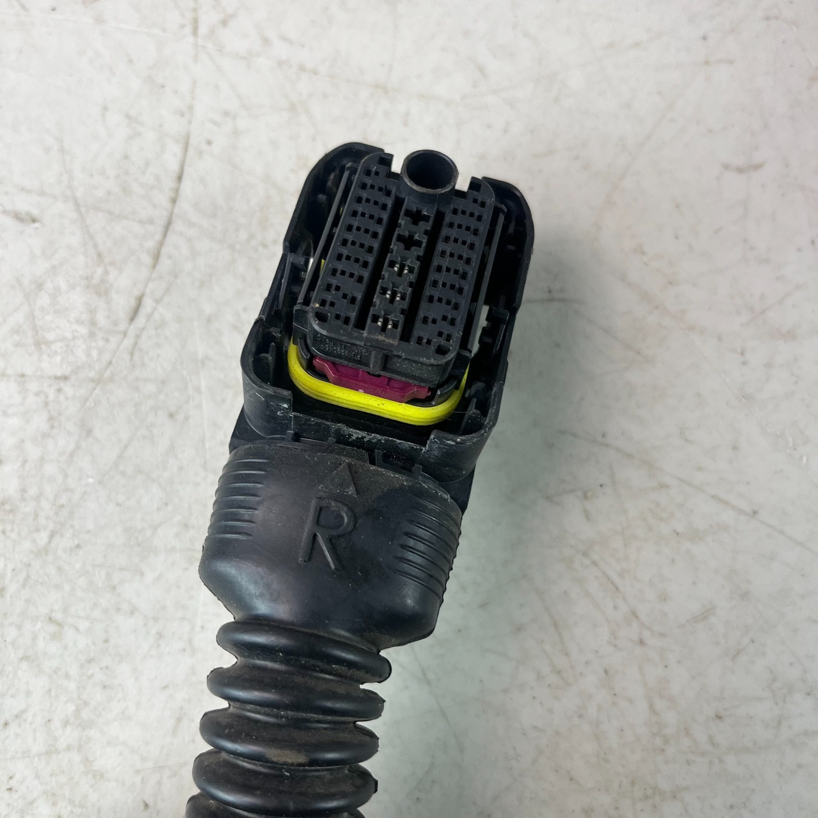 Maserati Levante 2017-2020 REAR+LEFT Wiring harness