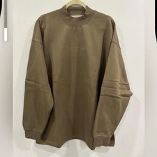 Essentials Relaxed Crewneck  Sz Large NWT