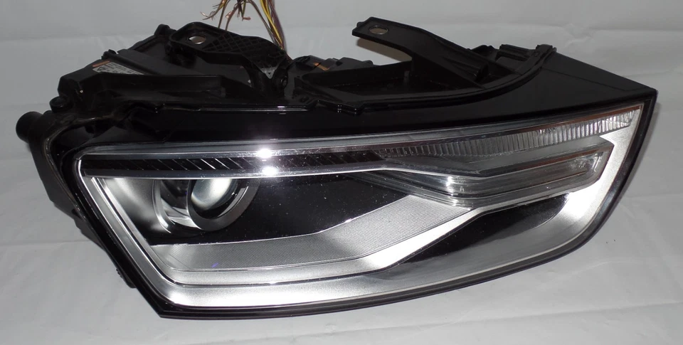 2016-2018 奥迪 Q3 右侧乘客侧灯 氙气 原始设备制造商 8U0 941 006 E — 第 2/4 张图片