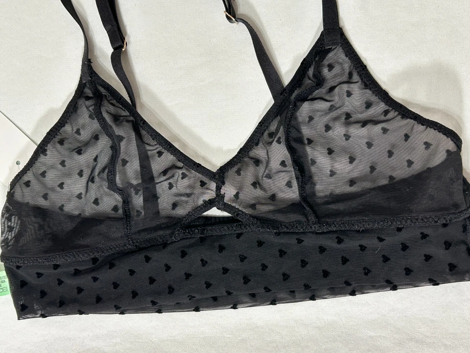 Sujetador Honeydew Inalámbrico S M L Sumergible Ojo de Cerradura Negro Rojo Rosa Corazones Foto 3 de 4