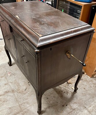 Victor VV-220 Flat-top Console Phonograph (Record Player) Kunkel