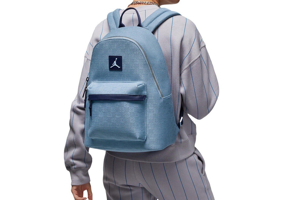 New Authentic Nike Jordan Monogram Full-Size Backpack Ice New Authentic Nike Jordan Monogram Full-Size Backpack Ice