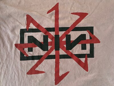RARE VINTAGE 1995 NINE INCH NAILS “Raspberry Devil” T-SHIRT XL 90s