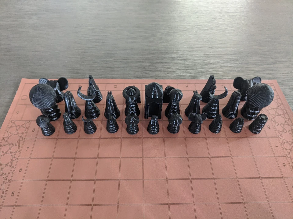 Tamerlane Chess Set - Image 3 of 4